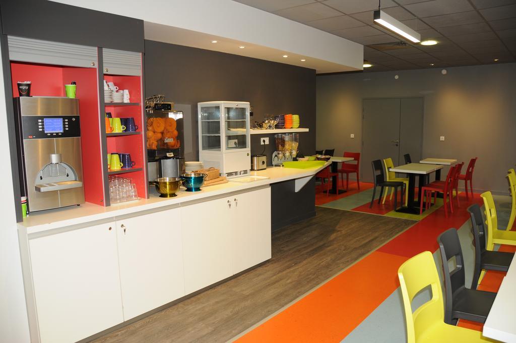 Ibis Styles Chambery Centre Gare Hotel Kültér fotó