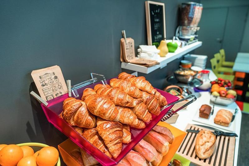 Ibis Styles Chambery Centre Gare Hotel Kültér fotó