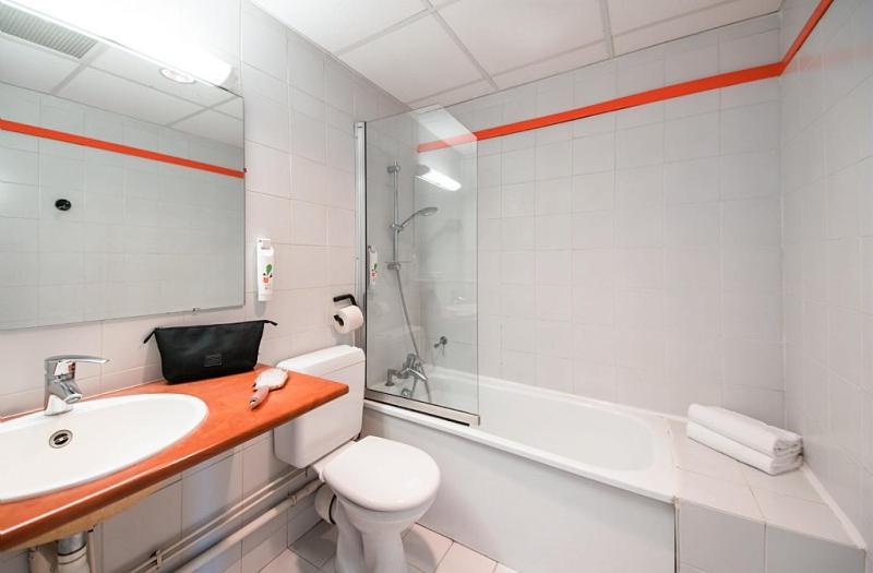 Ibis Styles Chambery Centre Gare Hotel Kültér fotó
